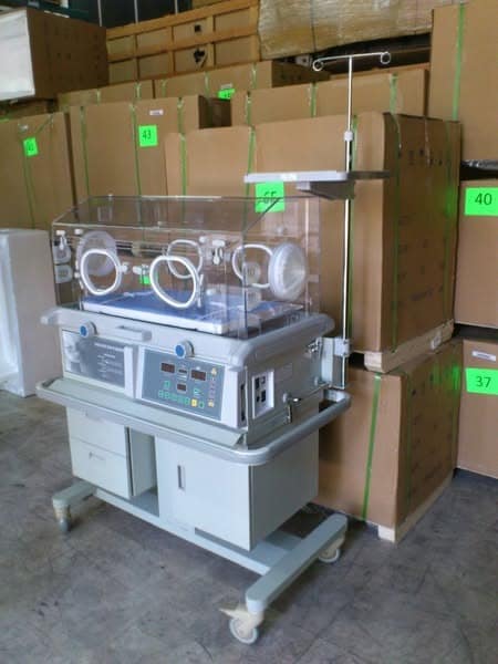 Incubadora marca birtcher (fija) modelo 902-c