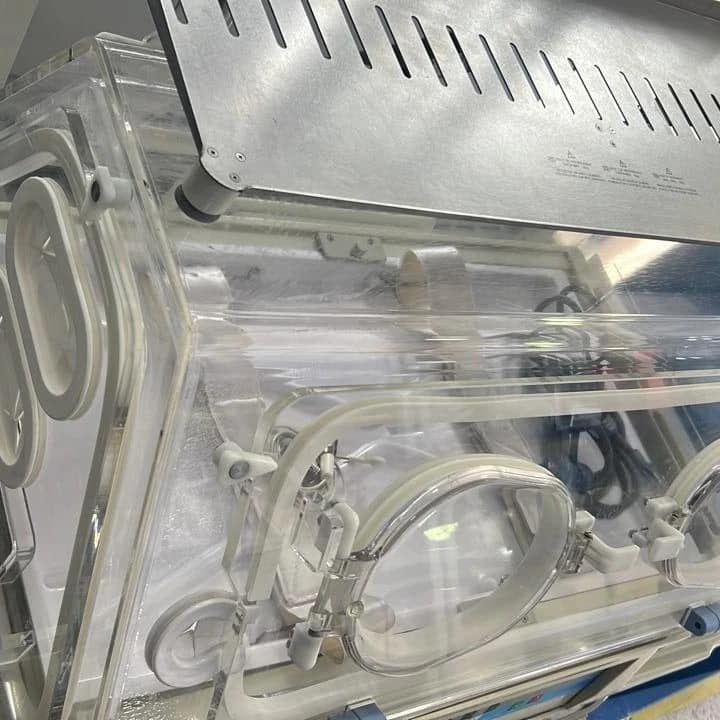 Incubadora de trasnporte marca fanem modelo it158 - Image 9